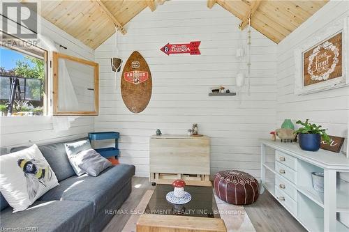 Bunkie - 19 Wallace Place, Haldimand, ON - Indoor Photo Showing Other Room