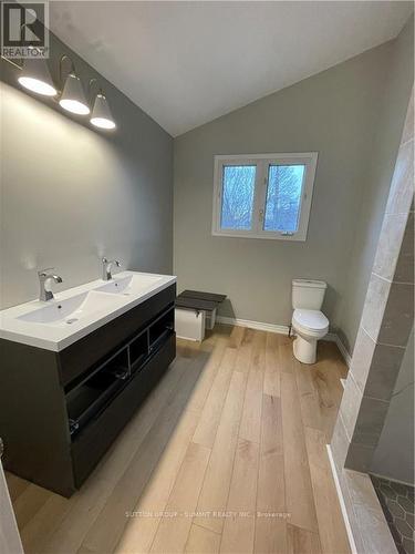 343 Upper Wentworth Street, Hamilton, ON - Indoor Photo Showing Bathroom