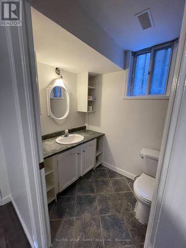 343 Upper Wentworth Street, Hamilton, ON - Indoor Photo Showing Bathroom