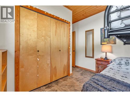 1271 Apex Mountain Road Unit# 306, Penticton, BC - Indoor Photo Showing Bedroom