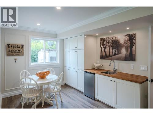 6107 Tavender Court, Summerland, BC - Indoor Photo Showing Dining Room
