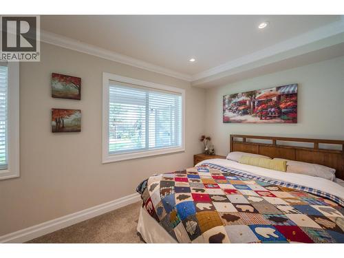 6107 Tavender Court, Summerland, BC - Indoor Photo Showing Bedroom