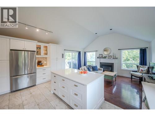 6107 Tavender Court, Summerland, BC - Indoor With Fireplace