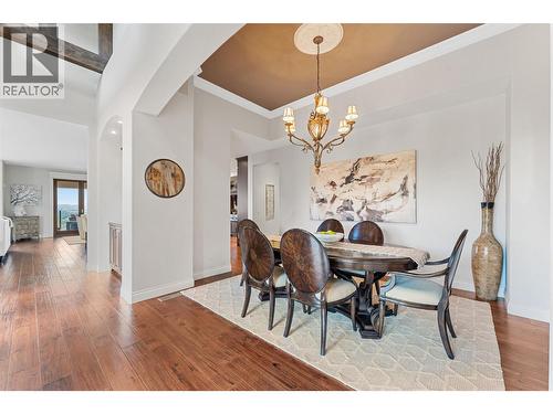 660 Almandine Court, Kelowna, BC - Indoor Photo Showing Dining Room