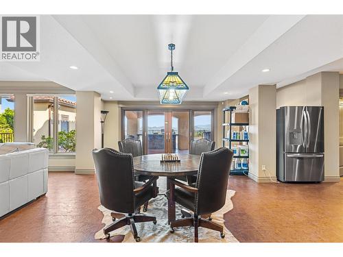 660 Almandine Court, Kelowna, BC - Indoor