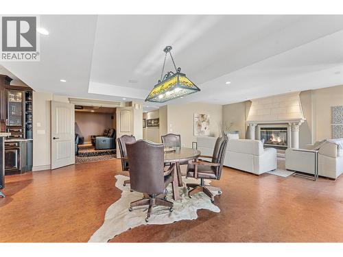 660 Almandine Court, Kelowna, BC - Indoor