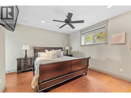 660 Almandine Court, Kelowna, BC - Indoor Photo Showing Bedroom