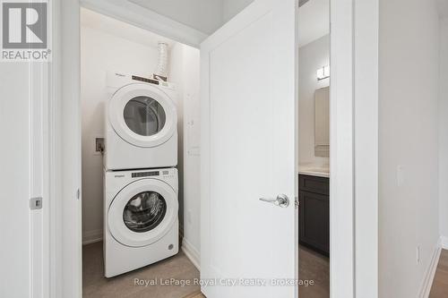 1007 - 71 Wyndham Street S, Guelph (St. Patrick'S Ward), ON - Indoor Photo Showing Laundry Room