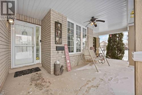 101 Tunney Place, Whitby, ON - Outdoor