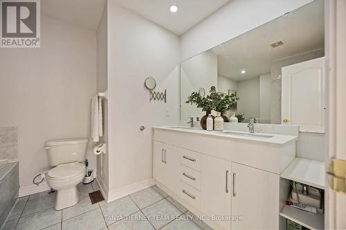 101 Tunney Place, Whitby, ON - Indoor Photo Showing Bathroom