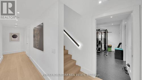 7 Waxwing Place, Toronto, ON - Indoor Photo Showing Other Room