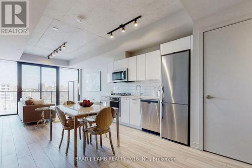 1601 - 458 Richmond Street W, Toronto, ON - Indoor Photo Showing Kitchen