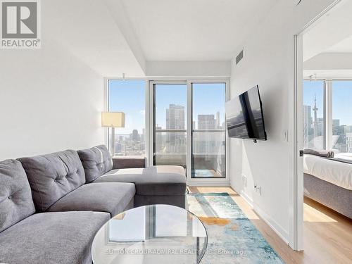4001 - 319 JARVIS STREET , Toronto, Ontario M5B 2C2 2