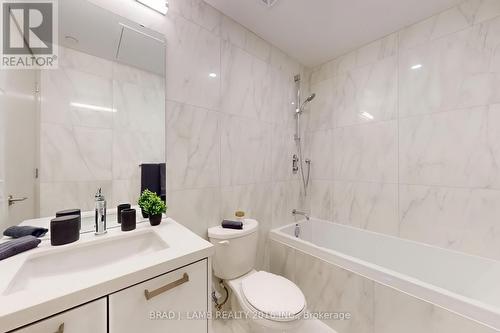 1701 - 458 Richmond Street W, Toronto, ON - Indoor Photo Showing Bathroom