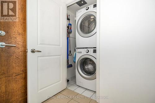 1204 - 1235 Bayly Street, Pickering, ON - Indoor Photo Showing Laundry Room