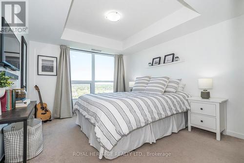 1204 - 1235 Bayly Street, Pickering, ON - Indoor Photo Showing Bedroom