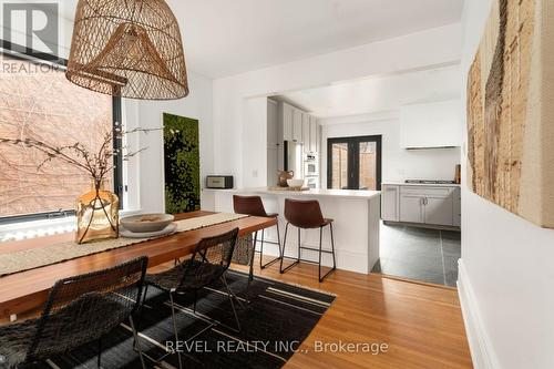 102 Eighth Street, Toronto, ON - Indoor