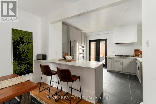 102 Eighth Street, Toronto, ON - Indoor