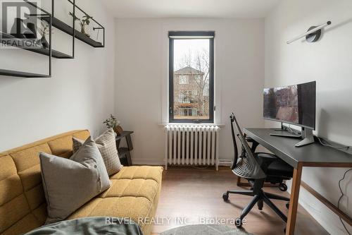 102 Eighth Street, Toronto, ON - Indoor