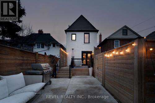 102 Eighth Street, Toronto, ON - Outdoor