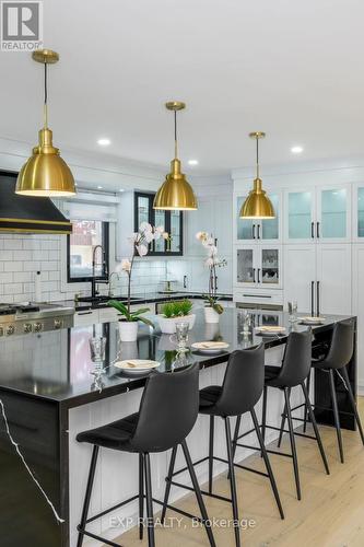1279 Winterbourne Drive, Oakville, ON - Indoor Photo Showing Dining Room