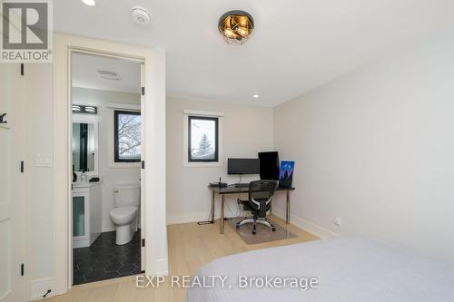 1279 Winterbourne Drive, Oakville, ON - Indoor