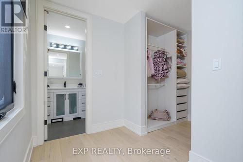 1279 Winterbourne Drive, Oakville, ON - Indoor Photo Showing Other Room