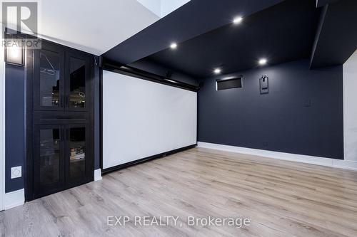 1279 Winterbourne Drive, Oakville, ON - Indoor