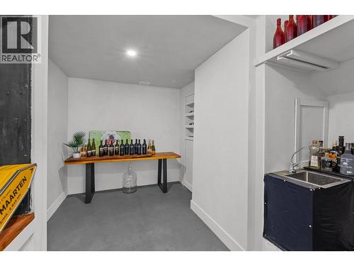 1846 Viewpoint Crescent, West Kelowna, BC - Indoor Photo Showing Other Room