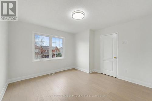 386 Reeves Way Boulevard, Whitchurch-Stouffville, ON - Indoor Photo Showing Other Room