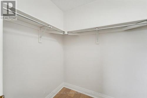 386 Reeves Way Boulevard, Whitchurch-Stouffville, ON - Indoor With Storage