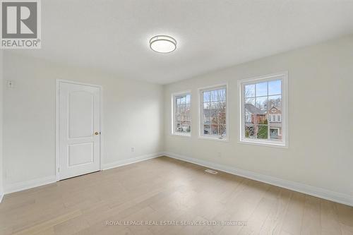 386 Reeves Way Boulevard, Whitchurch-Stouffville, ON - Indoor Photo Showing Other Room