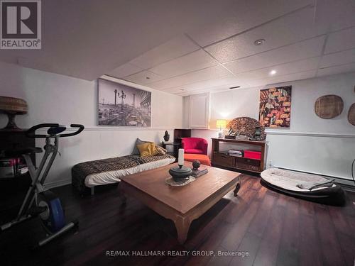 4 Cadence Gate, Ottawa, ON - Indoor