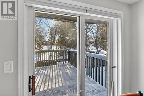 Back upper deck off dining room - 5 Maureen Court, Pelham (Fonthill), ON - Indoor Photo Showing Other Room