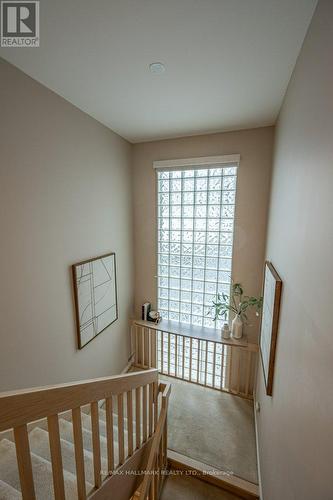 82 Grandview Avenue, Markham, ON - Indoor Photo Showing Other Room