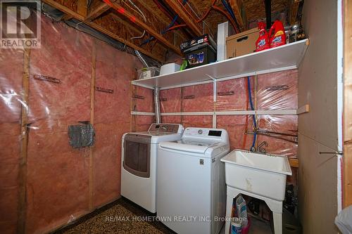 16 Regency Place, Brockville, ON - Indoor Photo Showing Laundry Room