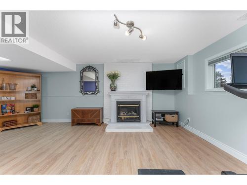 431 Upland Drive, Coldstream, BC - Indoor With Fireplace