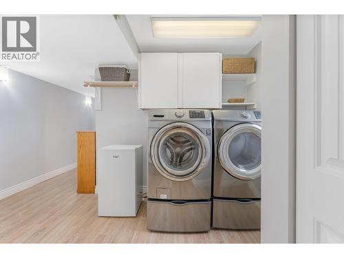 431 Upland Drive, Coldstream, BC - Indoor Photo Showing Laundry Room
