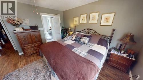 5270 Mackay Crescent, 108 Mile Ranch, BC - Indoor Photo Showing Bedroom