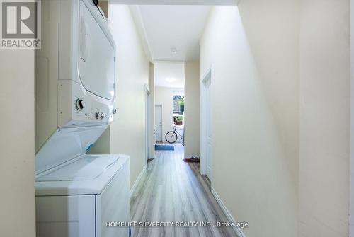 544 Dundas Street E, London East, ON - Indoor Photo Showing Laundry Room