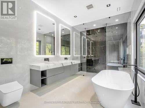 157 Old Forest Hill Road, Toronto, ON - Indoor Photo Showing Bathroom