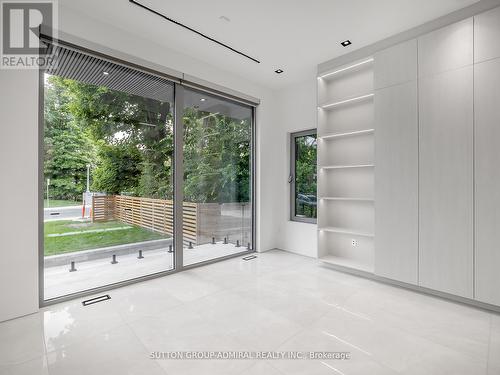157 Old Forest Hill Road, Toronto, ON - Indoor Photo Showing Other Room