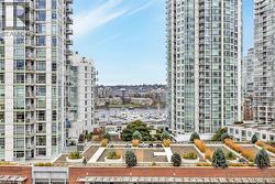 Sub Penthouse 238 ALVIN NAROD MEWS  Vancouver, BC V6B 5Z3