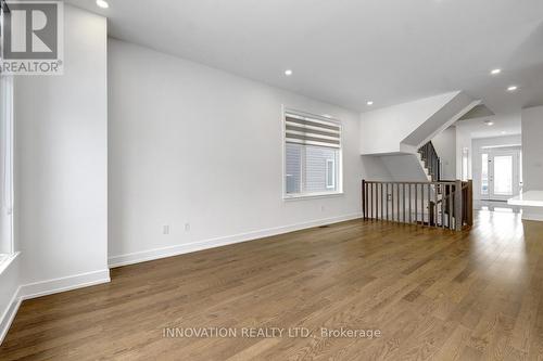 2349 Goldhawk Drive, Ottawa, ON - Indoor Photo Showing Other Room
