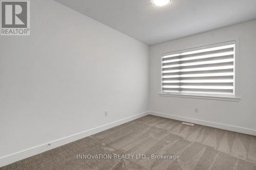 2349 Goldhawk Drive, Ottawa, ON - Indoor Photo Showing Other Room