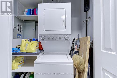319 - 2511 Lakeshore Road W, Oakville (Br Bronte), ON - Indoor Photo Showing Laundry Room