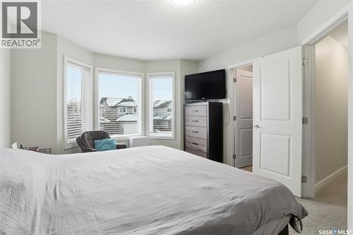 175 135 Ashworth Crescent, Saskatoon, SK - Indoor Photo Showing Bedroom