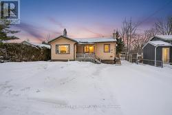 27 SIMCOE STREET  Orillia, ON L3V 1G5