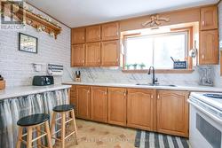 Spacious eat in kitchen - 