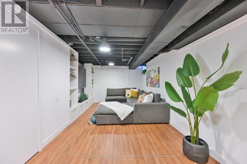 925 Greenwood Avenue, Toronto, ON - Indoor